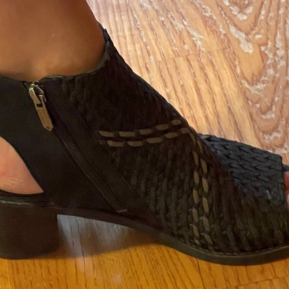 Sam Edelman Cooper Womens 8.5 Black Leather Bootie Sandals Chunky 2.5" Heels - Picture 5 of 7